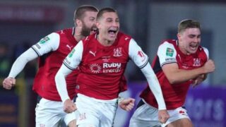 4. lig ekibi Fleetwood Town Arsenal’i kupada eledi!