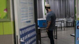 İsrail’de oy verme işlemi başladı