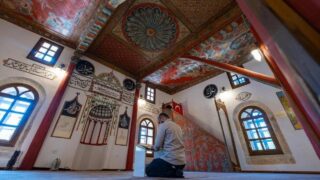 Yozgat’ın camileri sanatlarıyla mest ediyor: Barok ve rokoko izleri günümüze taşınıyor